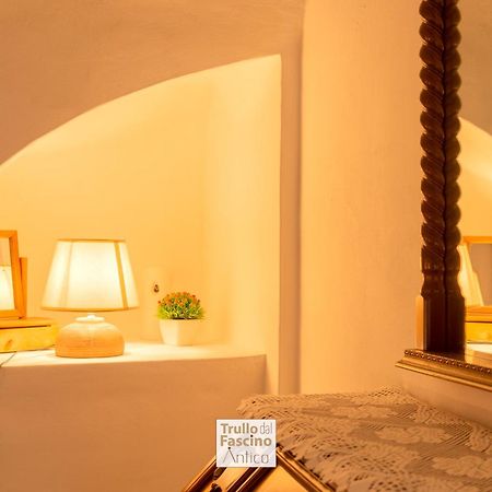 Trullo Dal Fascino Antico Βίλα Locorotondo Εξωτερικό φωτογραφία