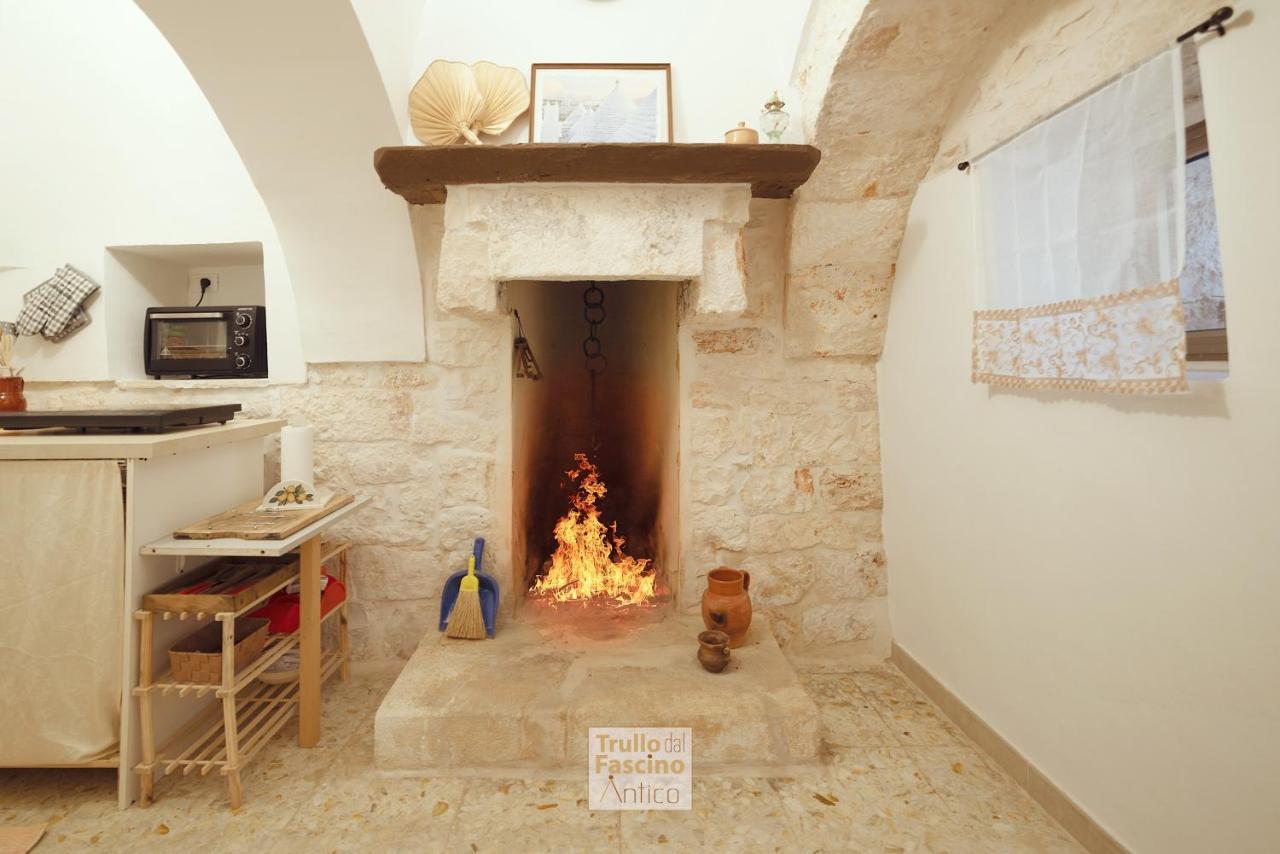 Trullo Dal Fascino Antico Βίλα Locorotondo Εξωτερικό φωτογραφία